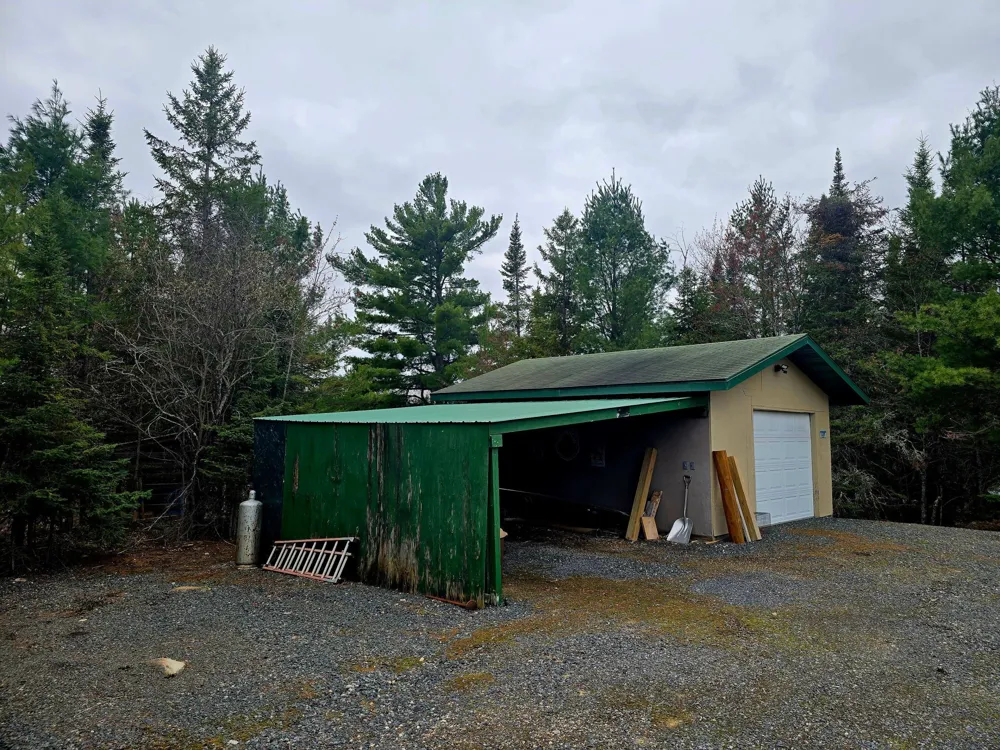 9464 Highway 53 Kabetogama, MN 56669