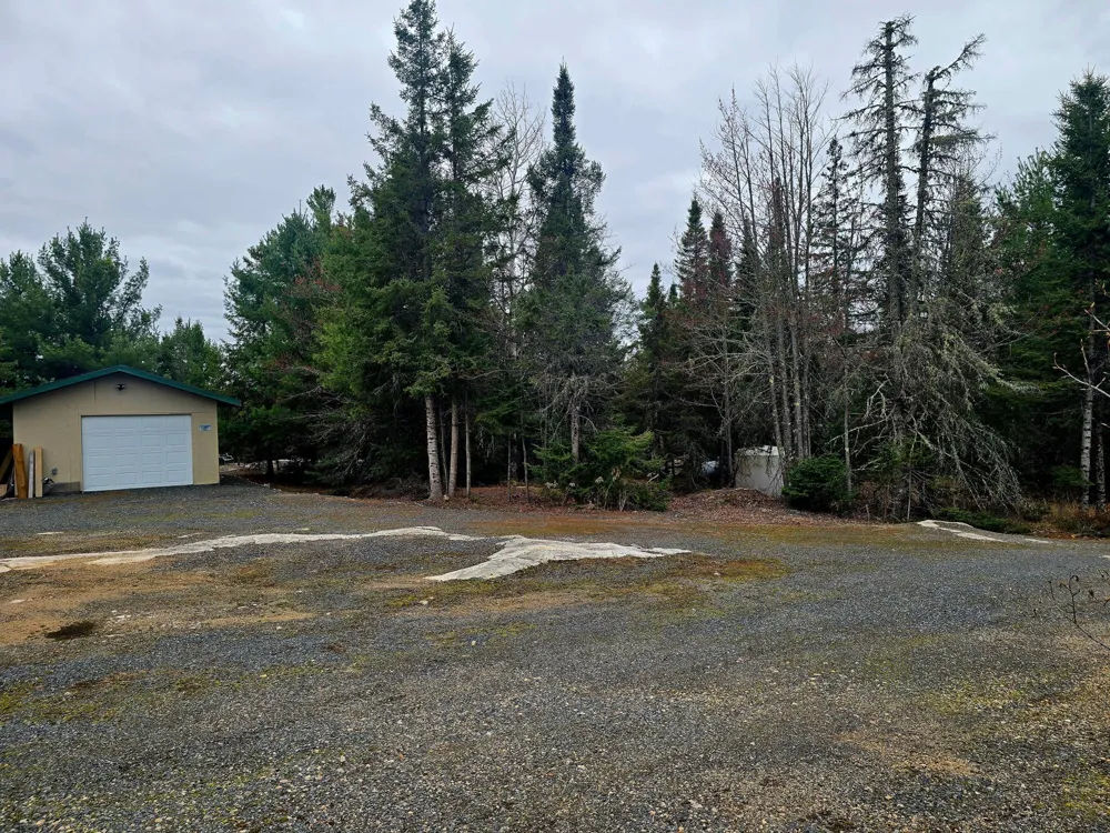 9464 Highway 53 Kabetogama, MN 56669