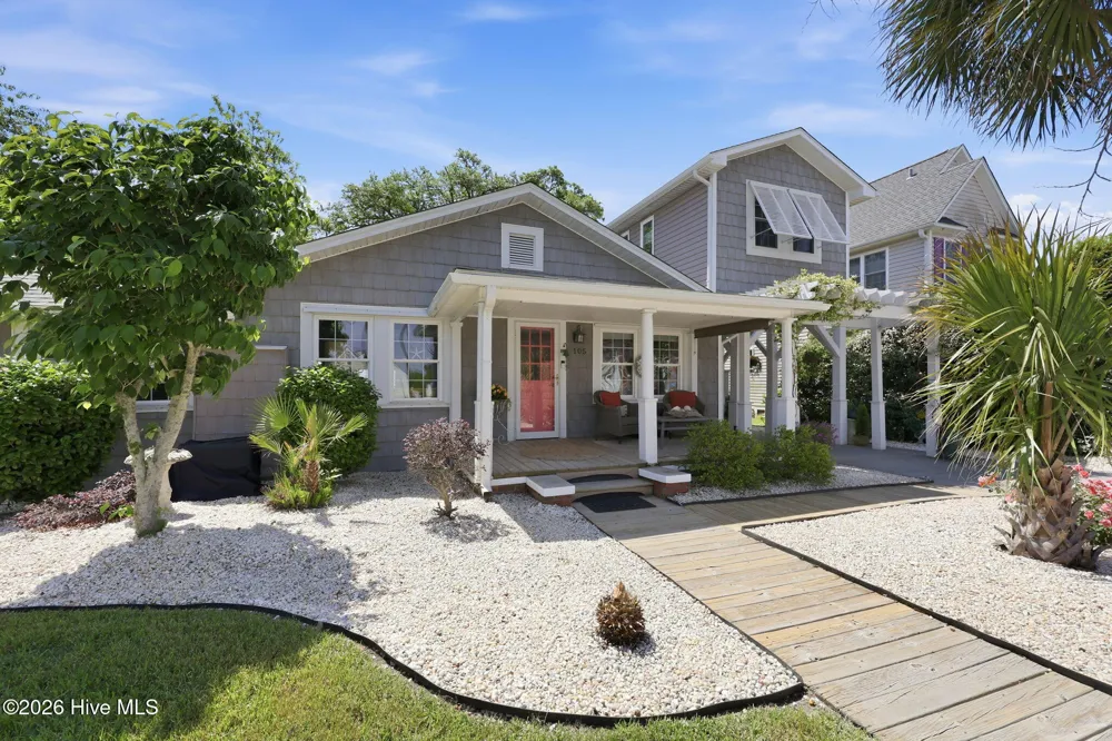 105 S Webb Street Swansboro, NC 28584