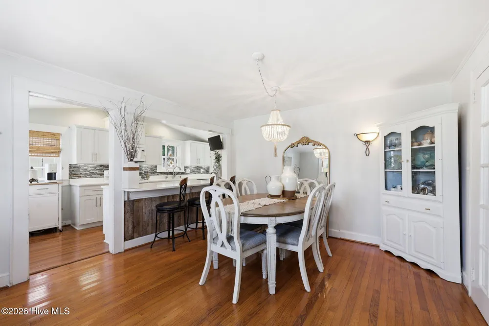 105 S Webb Street Swansboro, NC 28584