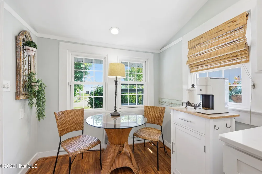 105 S Webb Street Swansboro, NC 28584