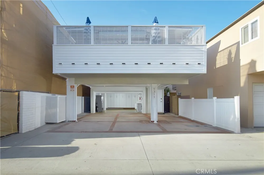1311 W Bay Avenue Newport Beach, CA 92661
