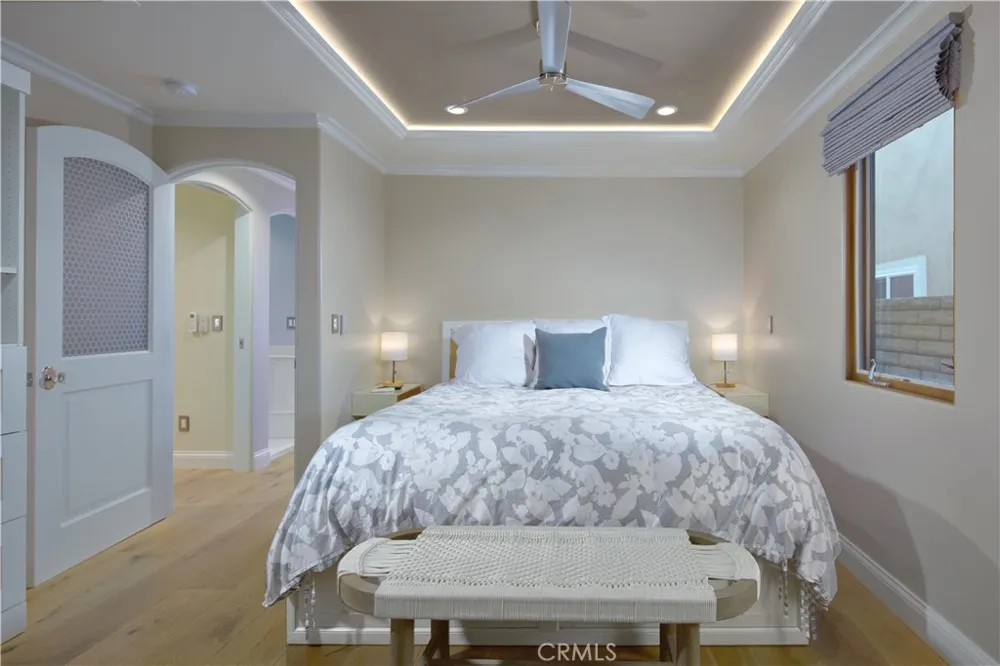 1311 W Bay Avenue Newport Beach, CA 92661
