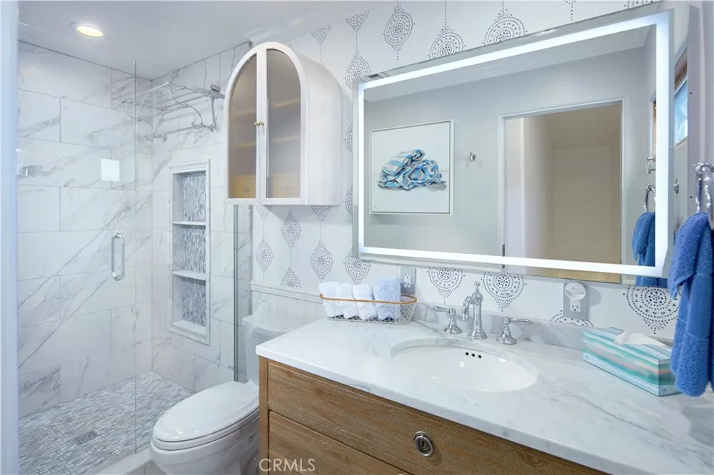 1311 W Bay Avenue Newport Beach, CA 92661