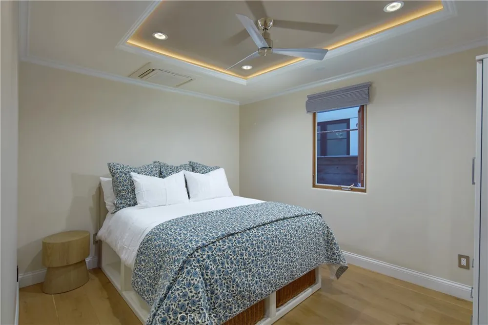 1311 W Bay Avenue Newport Beach, CA 92661