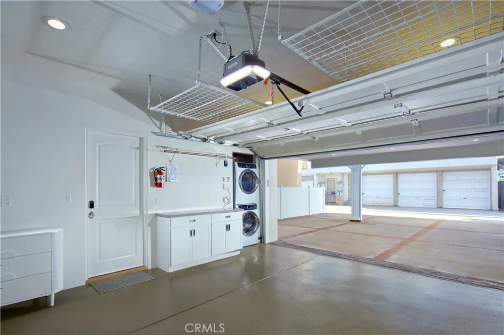 1311 W Bay Avenue Newport Beach, CA 92661