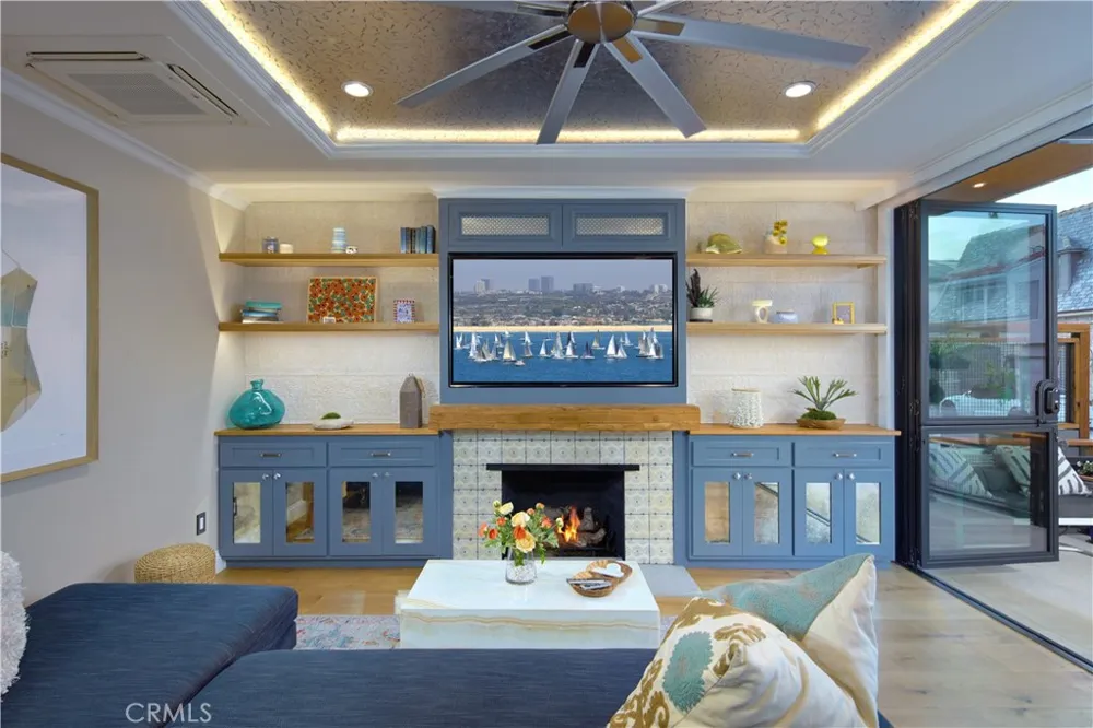 1311 W Bay Avenue Newport Beach, CA 92661