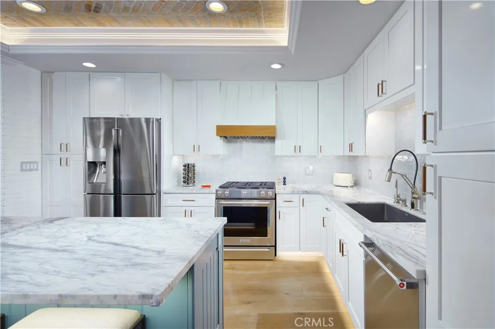 1311 W Bay Avenue Newport Beach, CA 92661