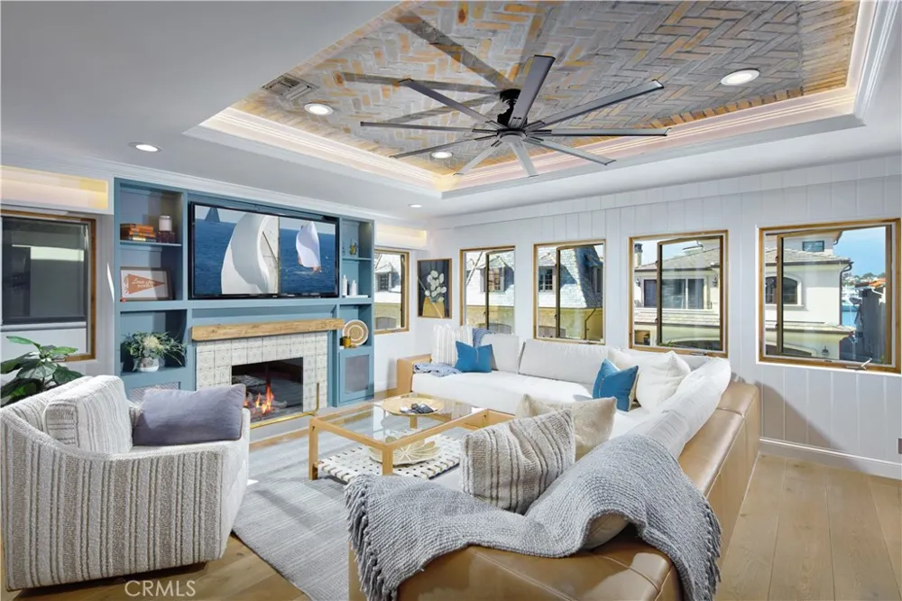 1311 W Bay Avenue Newport Beach, CA 92661
