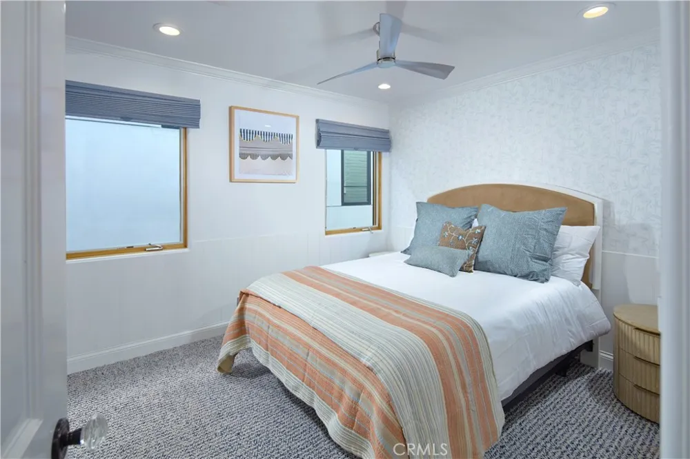 1311 W Bay Avenue Newport Beach, CA 92661