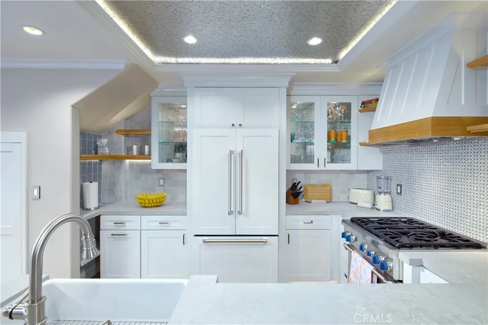 1311 W Bay Avenue Newport Beach, CA 92661
