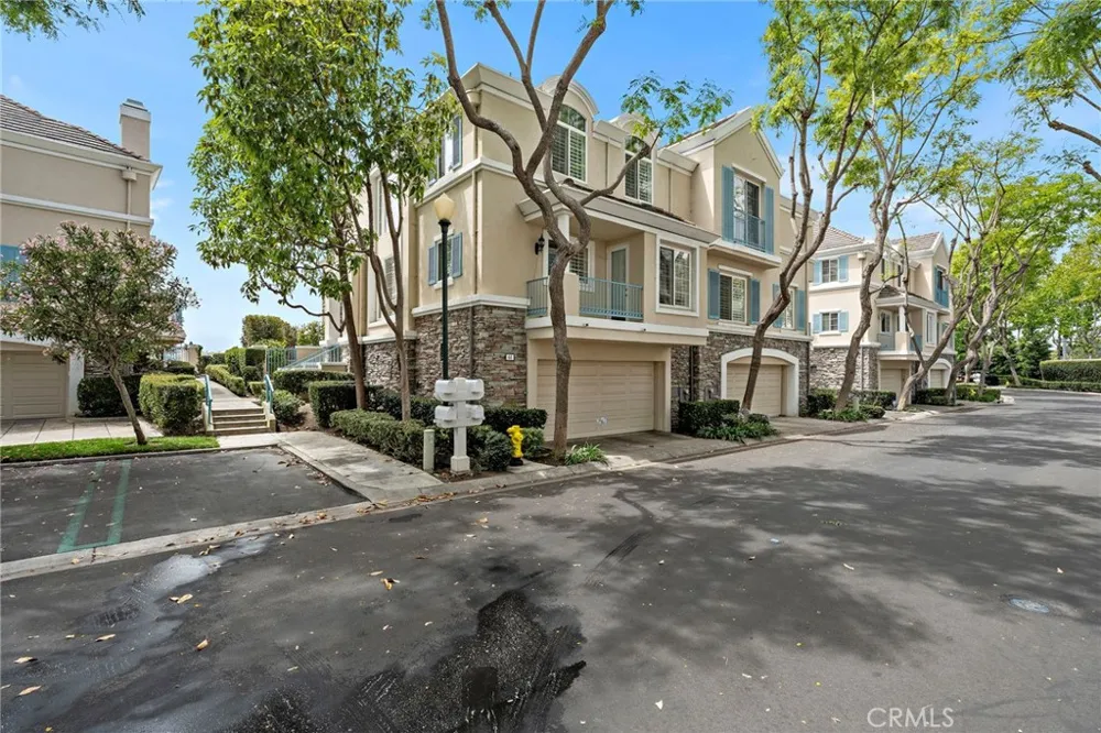 44 Chandon Newport Coast, CA 92657