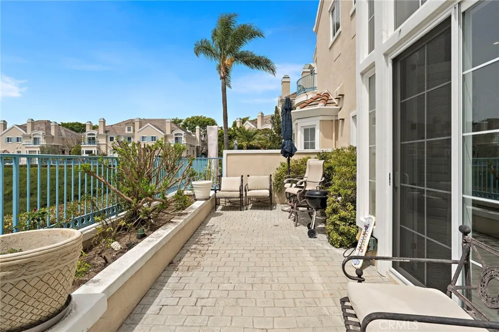 44 Chandon Newport Coast, CA 92657