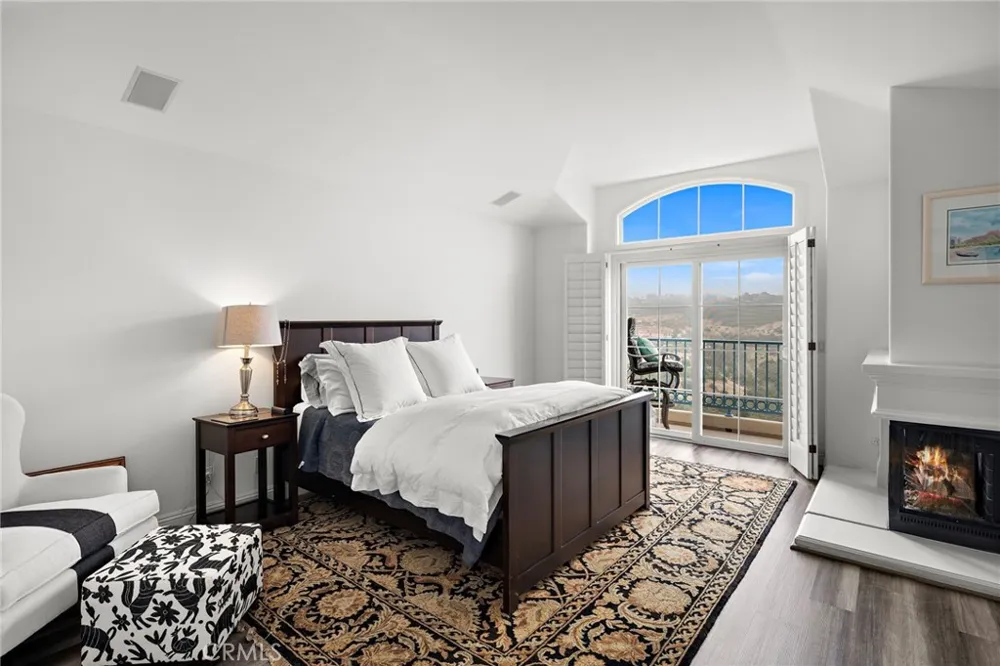 44 Chandon Newport Coast, CA 92657