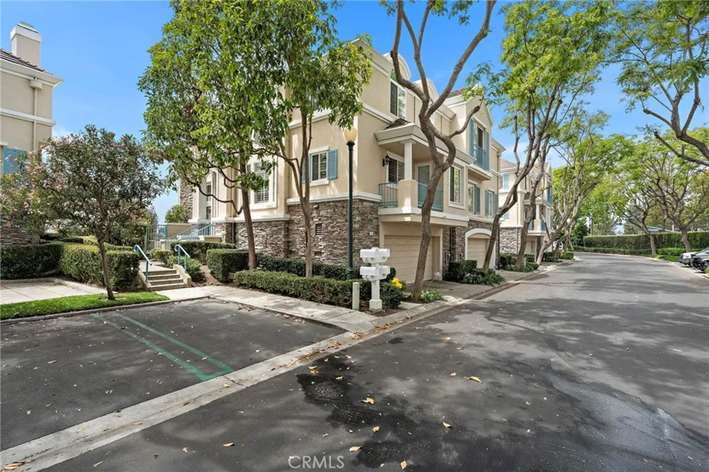 44 Chandon Newport Coast, CA 92657