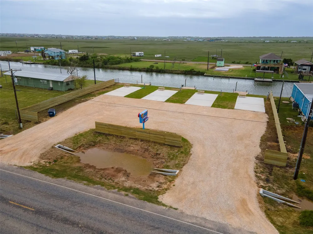 25174 Fm 457 Drive Sargent, TX 77414