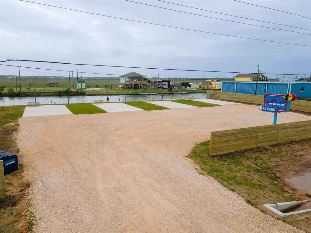 25174 Fm 457 Drive Sargent, TX 77414