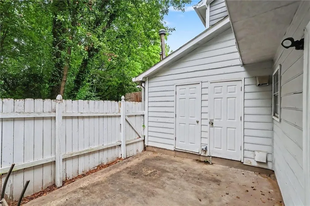 8577 Jamestown Way Jonesboro, GA 30238