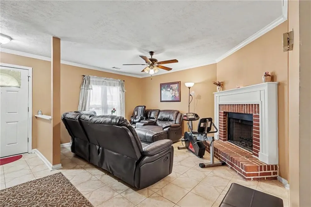 8577 Jamestown Way Jonesboro, GA 30238