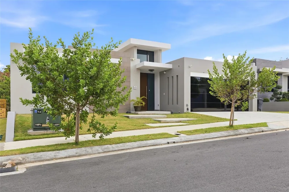 Urb Las Casonas ARANDA Guaynabo, PR 00966