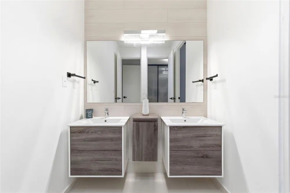 Urb Las Casonas ARANDA Guaynabo, PR 00966
