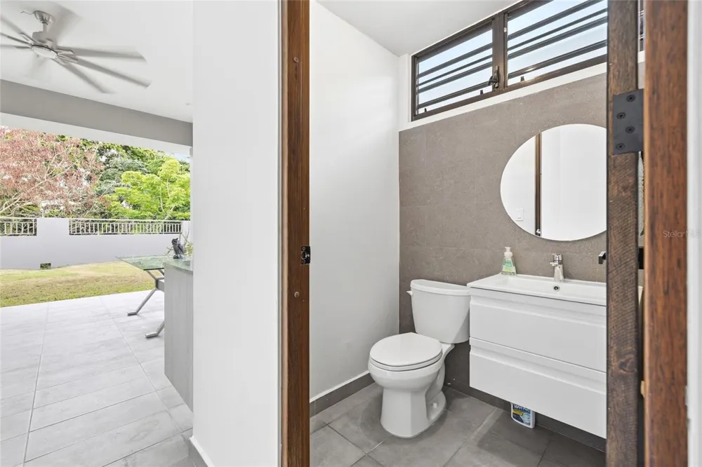 Urb Las Casonas ARANDA Guaynabo, PR 00966