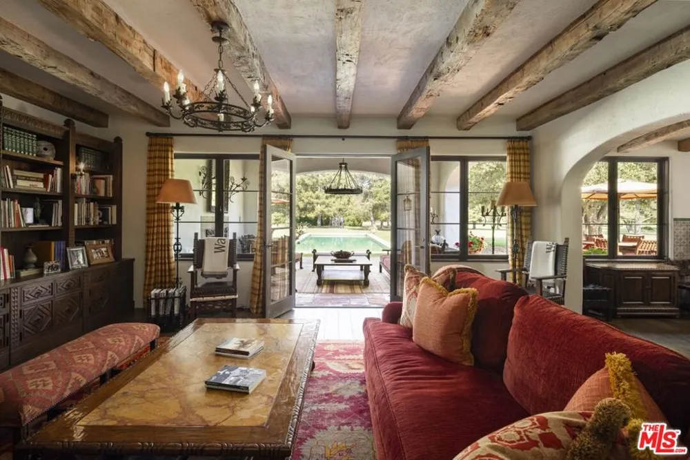 16401 Calle Feliz Rancho Santa Fe, CA 92067
