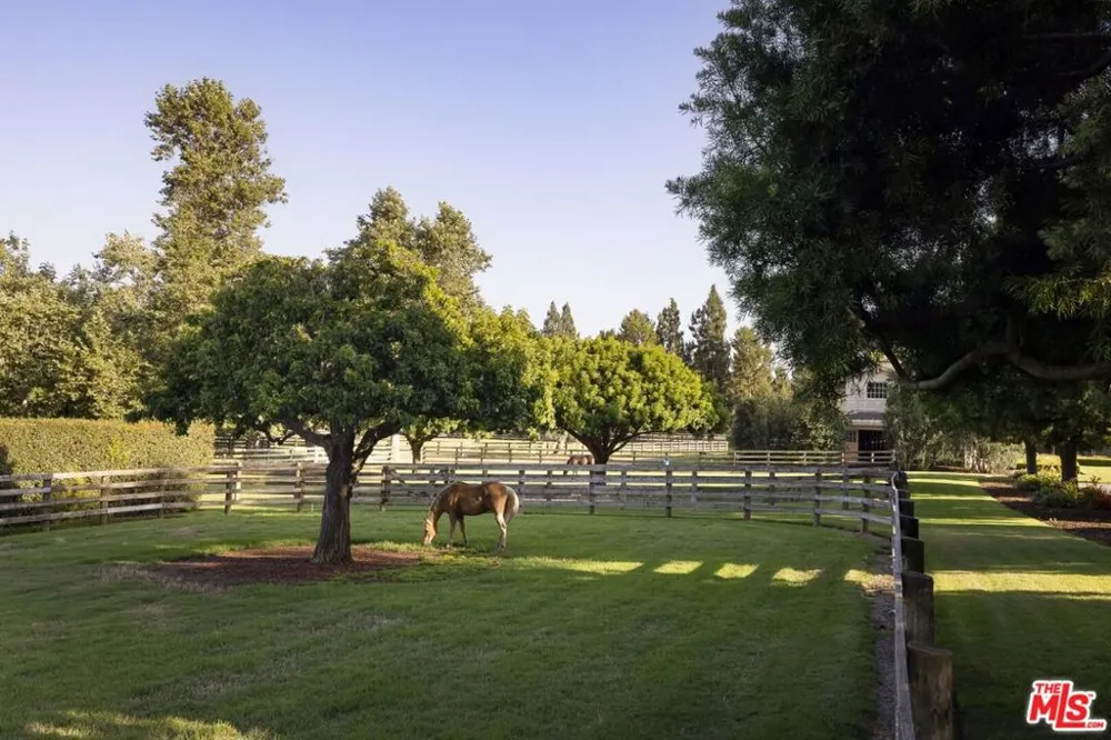 16401 Calle Feliz Rancho Santa Fe, CA 92067