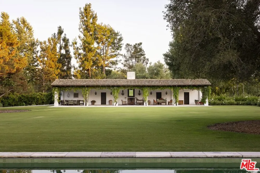 16401 Calle Feliz Rancho Santa Fe, CA 92067