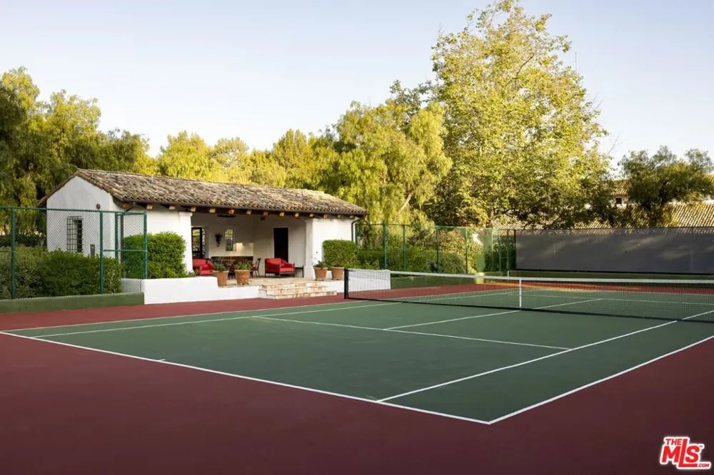 16401 Calle Feliz Rancho Santa Fe, CA 92067