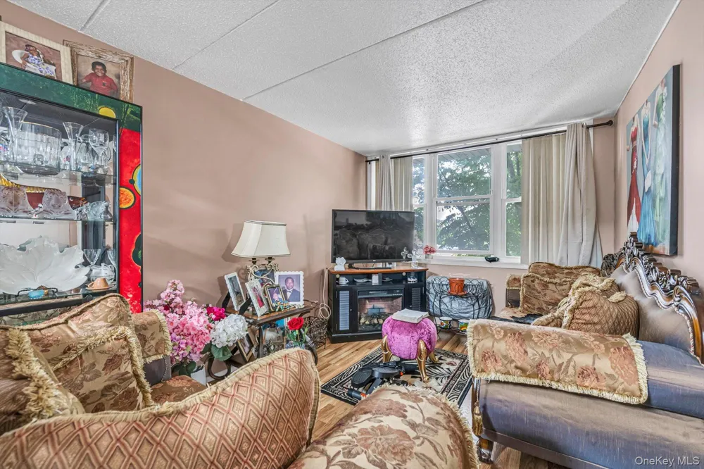 126 Sunset Boulevard #11126 Bronx, NY 10473