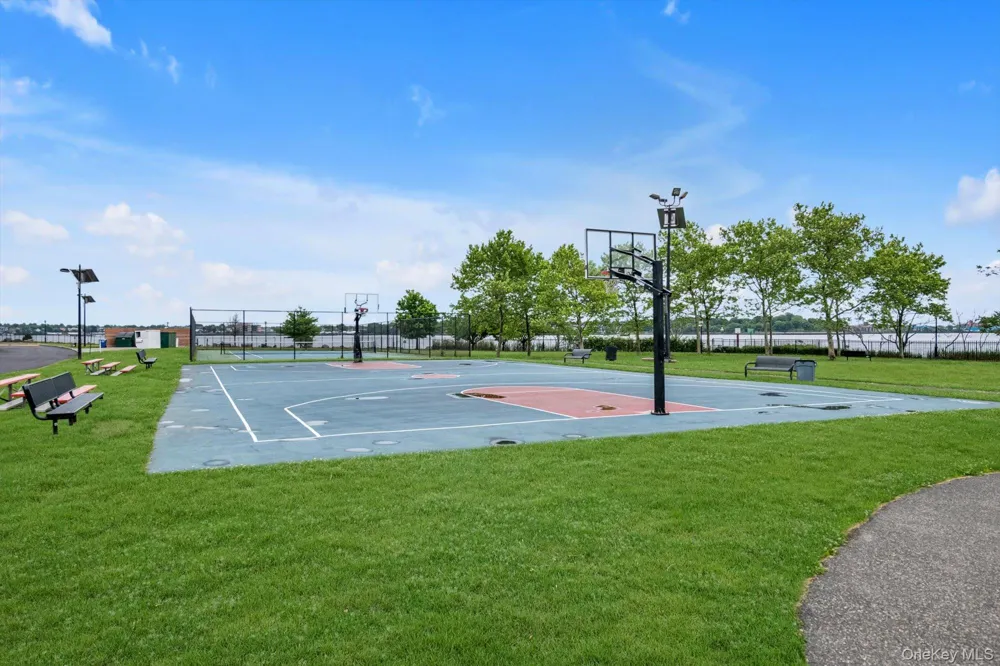 126 Sunset Boulevard #11126 Bronx, NY 10473