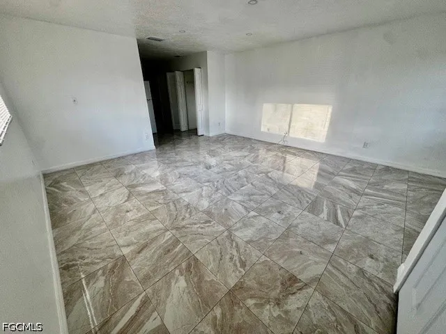 SE 8th Street #101 Cape Coral, FL 33990