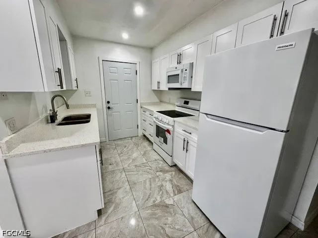 SE 8th Street #101 Cape Coral, FL 33990