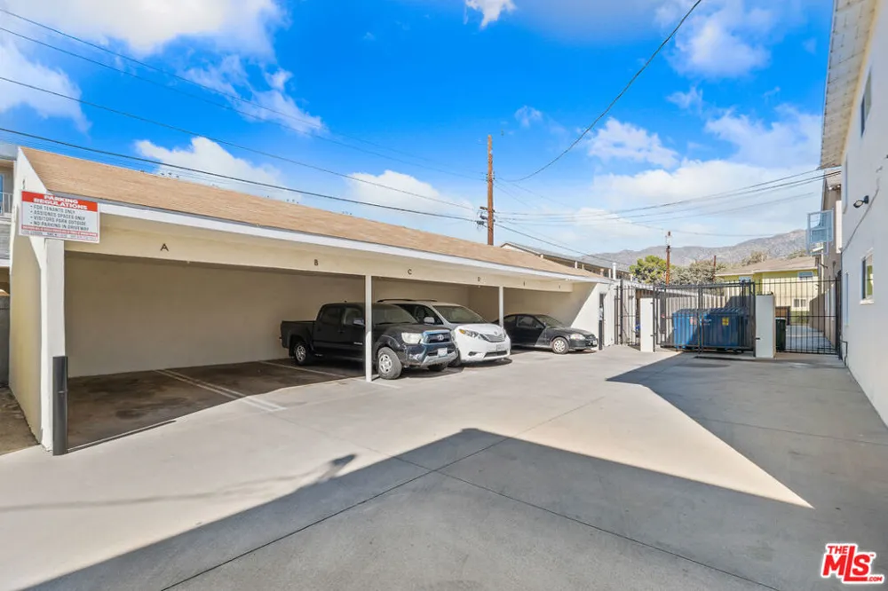 183 W Elmwood Avenue #D Burbank, CA 91502