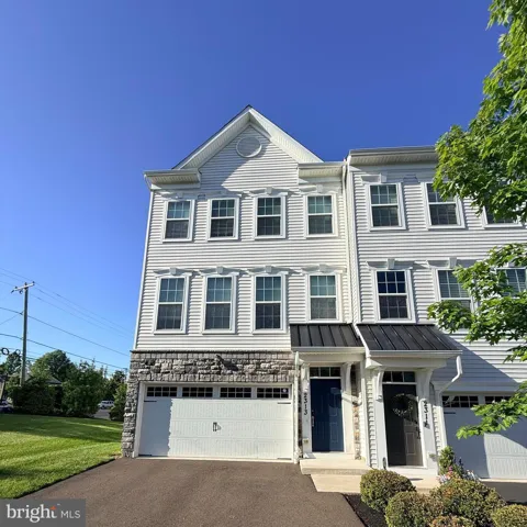2313 MACIS CIRCLE