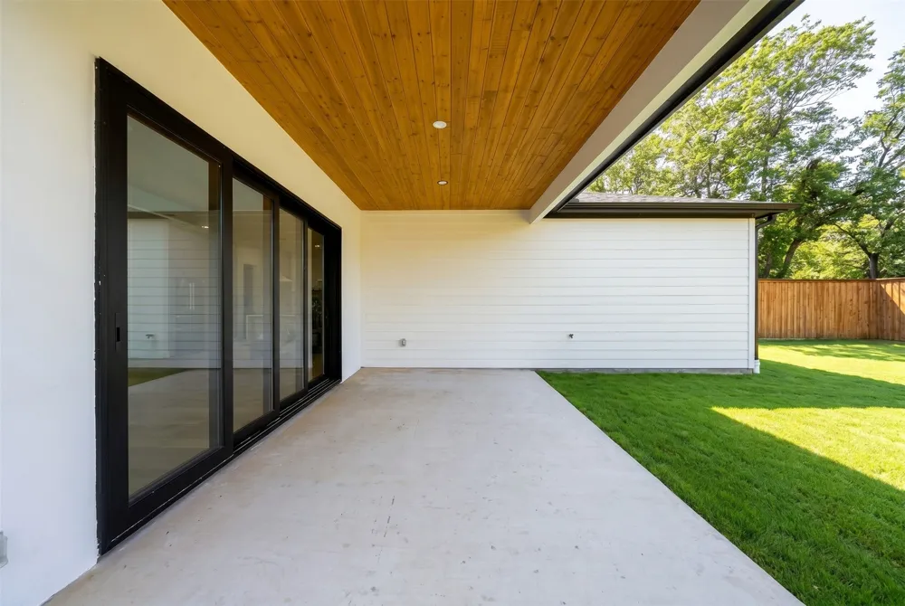 3559 Durango Drive Dallas, TX 75220