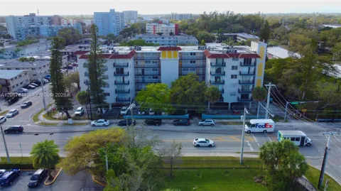 12590 NE 16th Ave #208