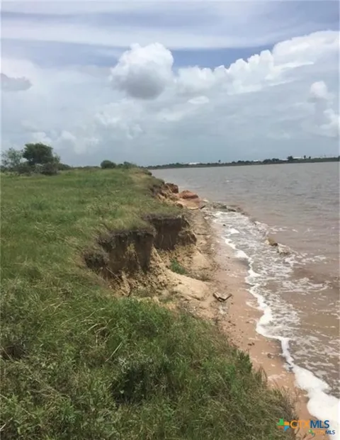 33 Fivemile Trail