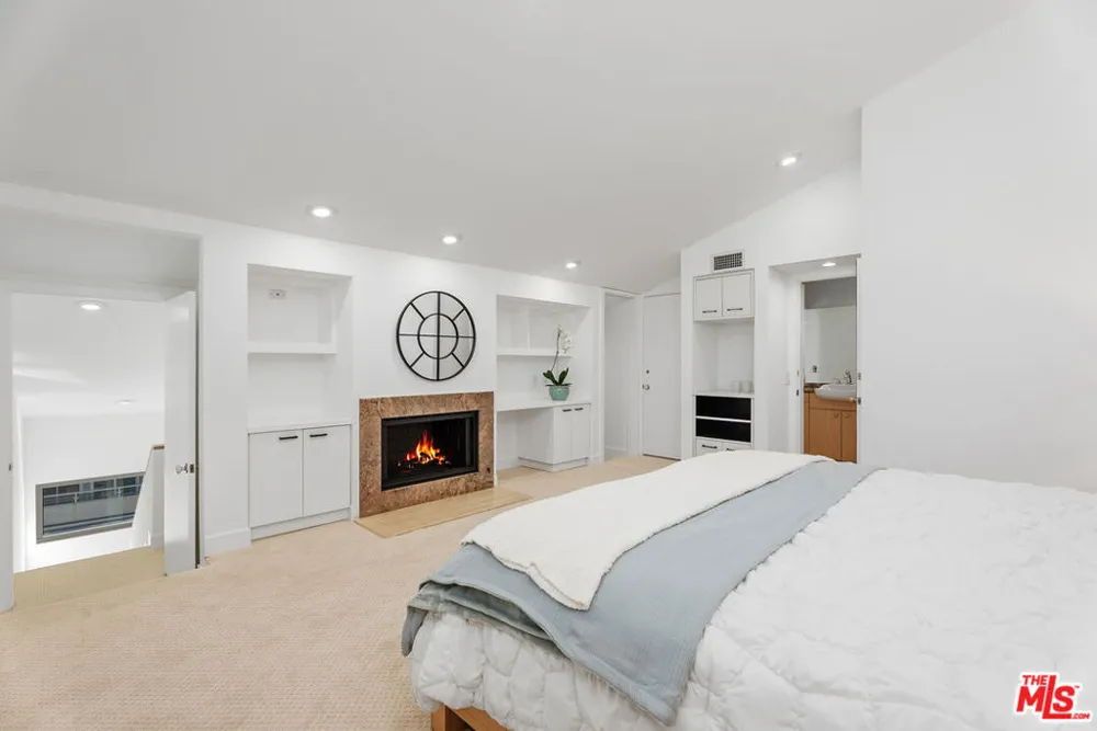 4 Jib Street #13 Marina del Rey, CA 90292