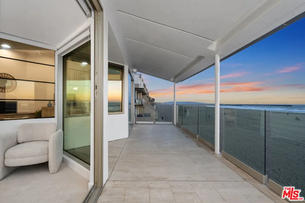 4 Jib Street #13 Marina del Rey, CA 90292