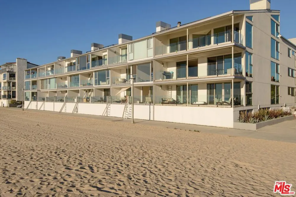 4 Jib Street #13 Marina del Rey, CA 90292