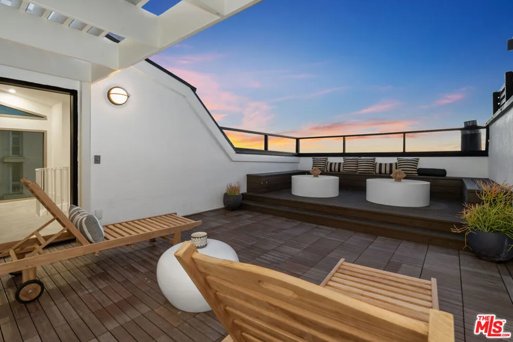 4 Jib Street #13 Marina del Rey, CA 90292