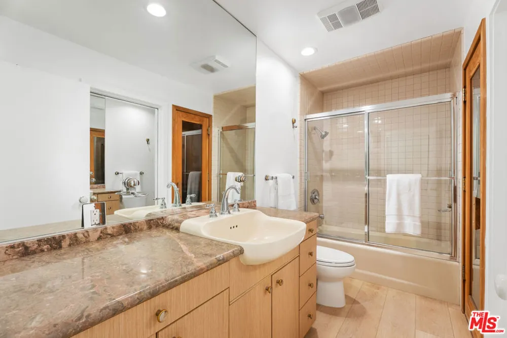 4 Jib Street #13 Marina del Rey, CA 90292