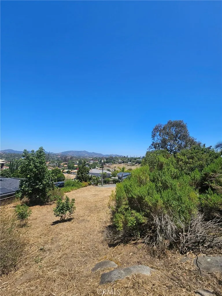 Wallace Lane Vista, CA 92083