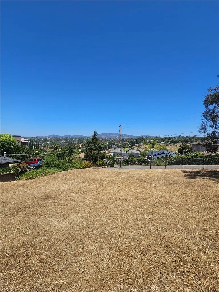 Wallace Lane Vista, CA 92083