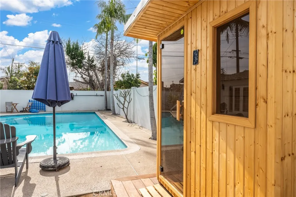 1550 Palais Anaheim, CA 92802