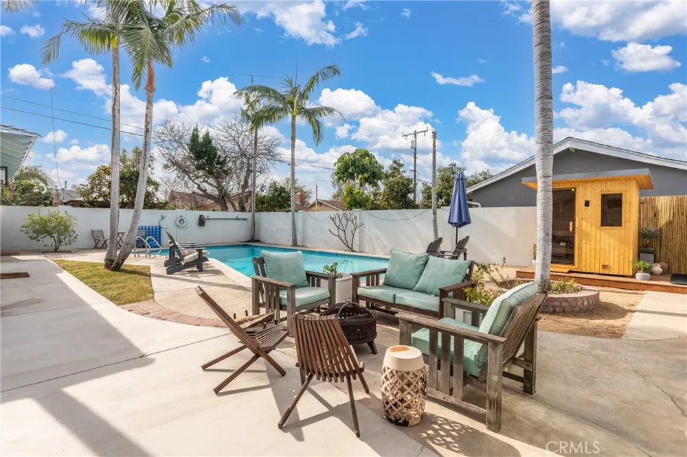1550 Palais Anaheim, CA 92802