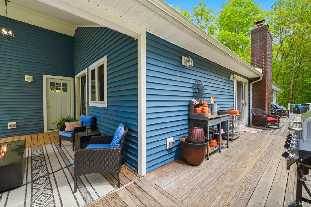 128 Sawmill Road Red Hook, NY 12571