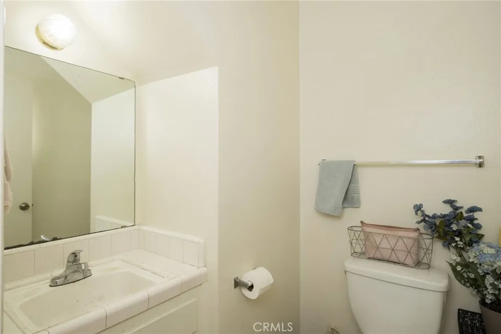 770 Silverado Hanford, CA 93230